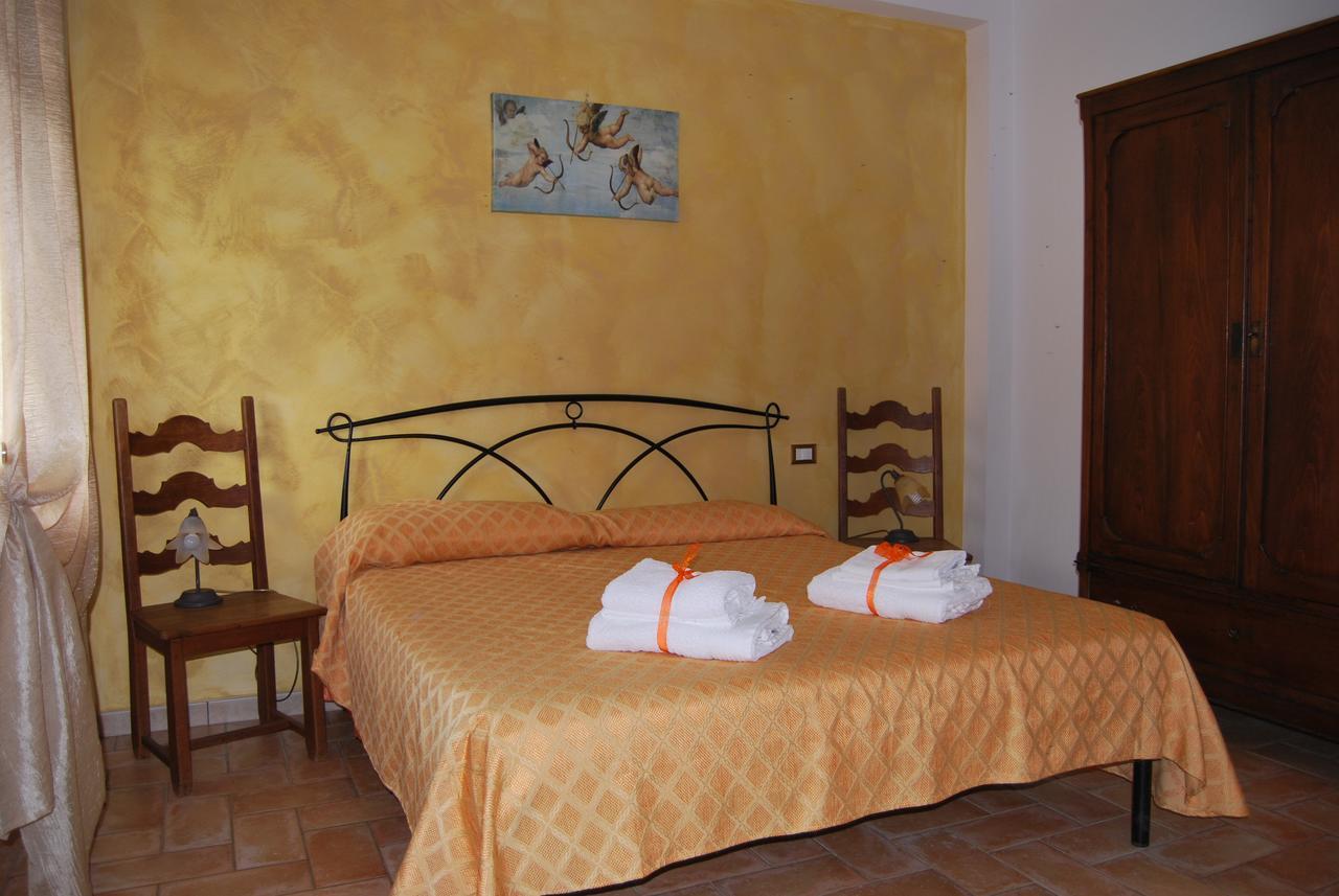 Le Terre Di Bac Bed and Breakfast Borgo Montenero Εξωτερικό φωτογραφία